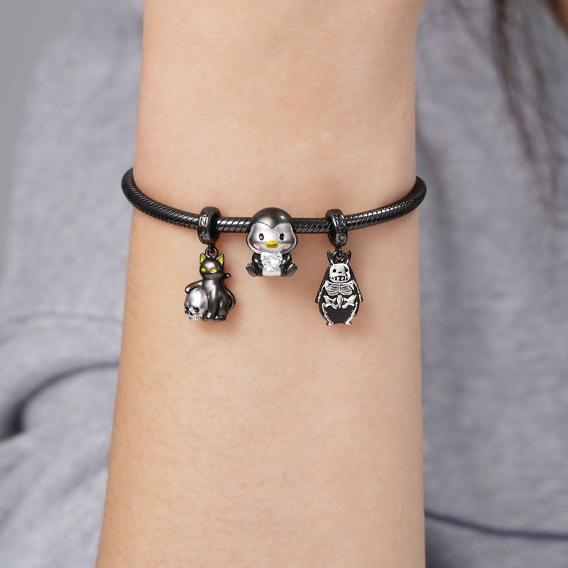 Cute Penguin Charm Gnoce