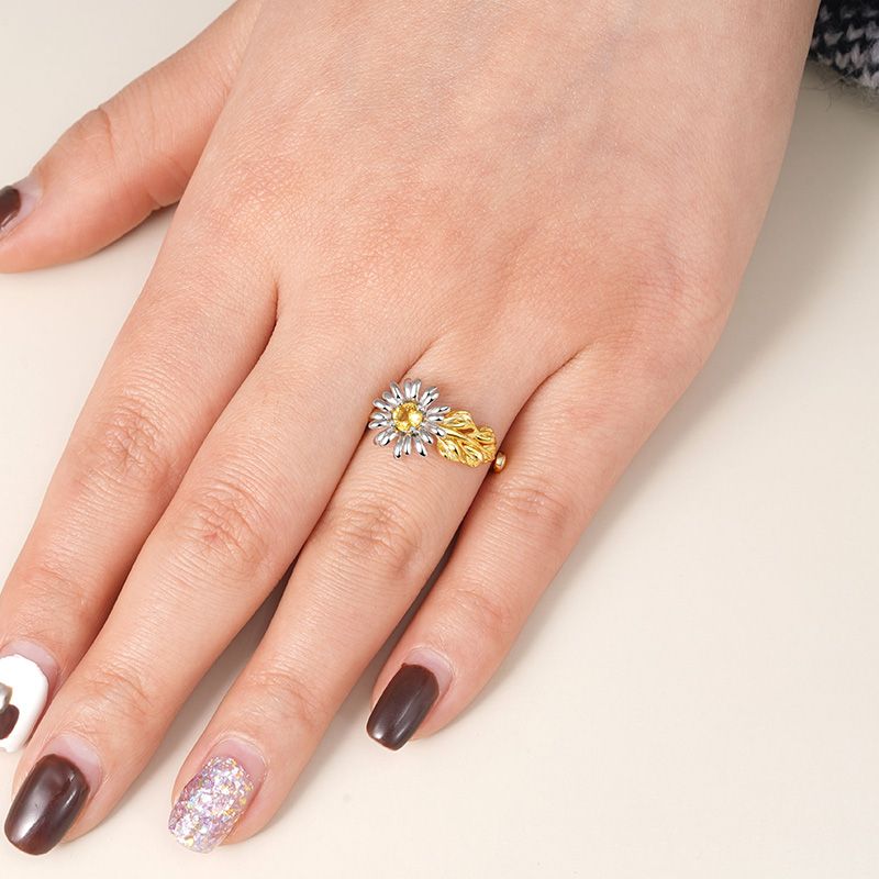 Adjustable Daisy Flower Ring