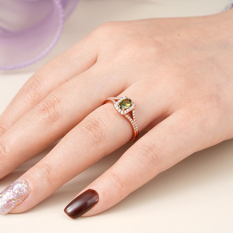 Oval-Cut Promise Ring