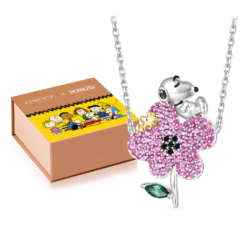 Snoopy Flower Diamond Necklace