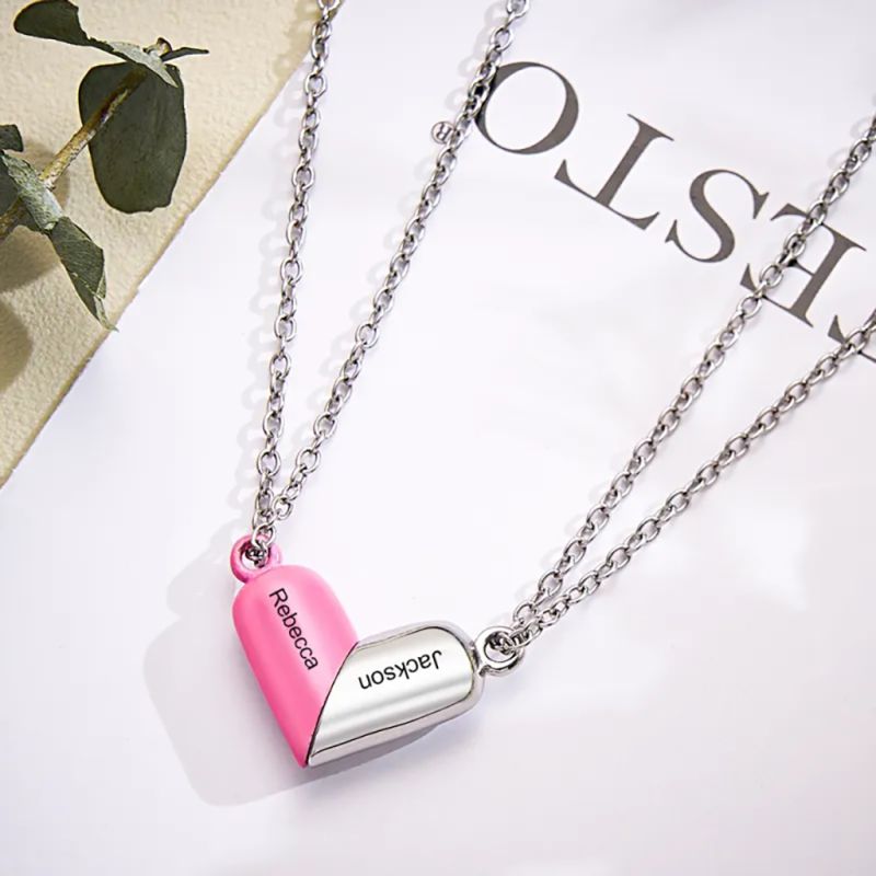 Engraving Couple Necklace