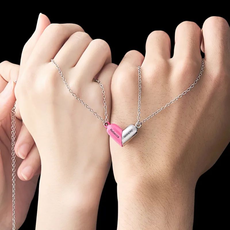 Engraving Couple Necklace