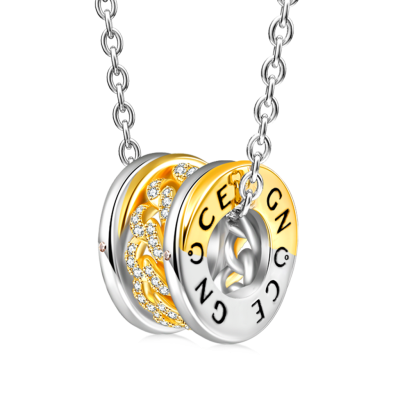 Interlocking Link Pendant Necklace
